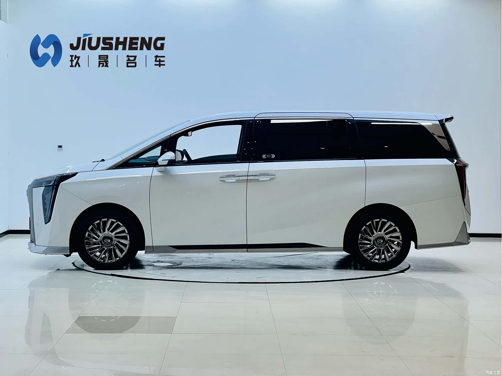 Trumpchi M8, 2024 3