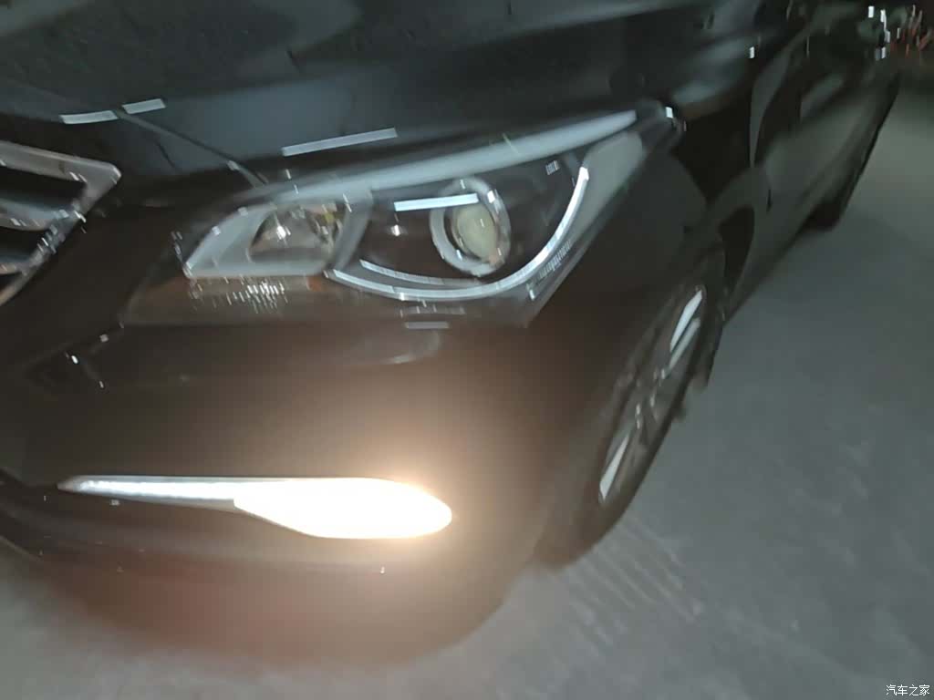 Hyundai GLS, 2015 24