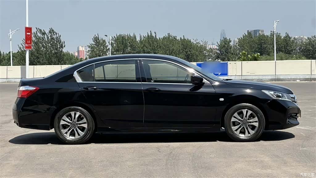 Honda Accord, 2016 11