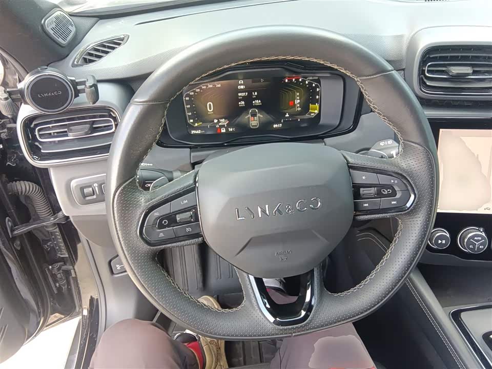 Lynk & Co 02 Hatchback