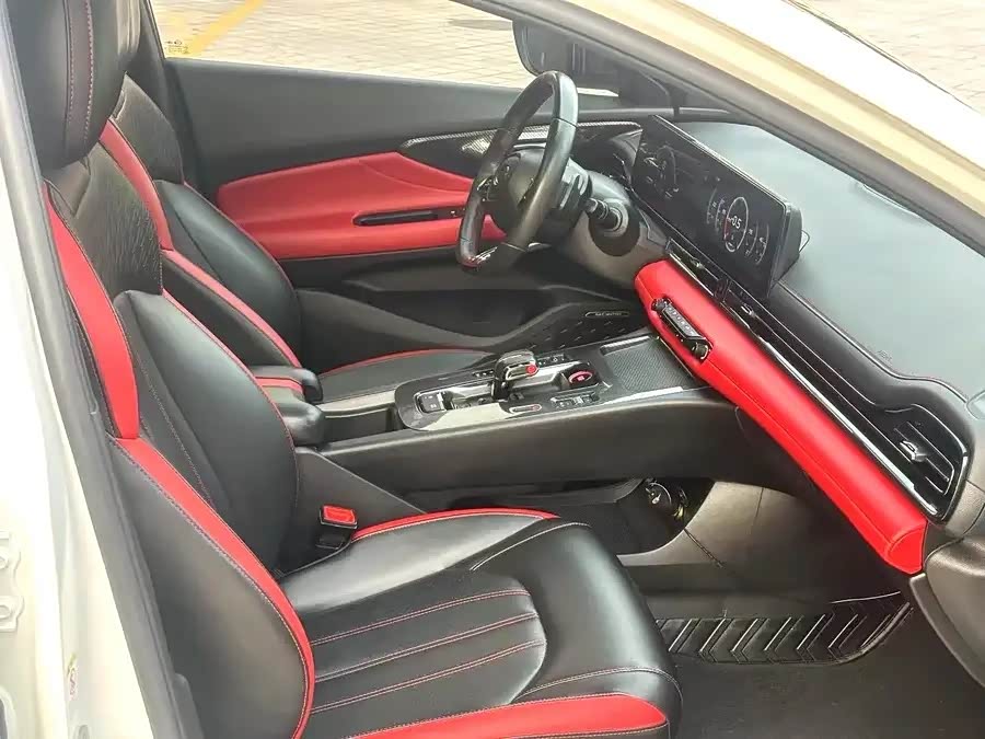 Trumpchi Shadow Leopard