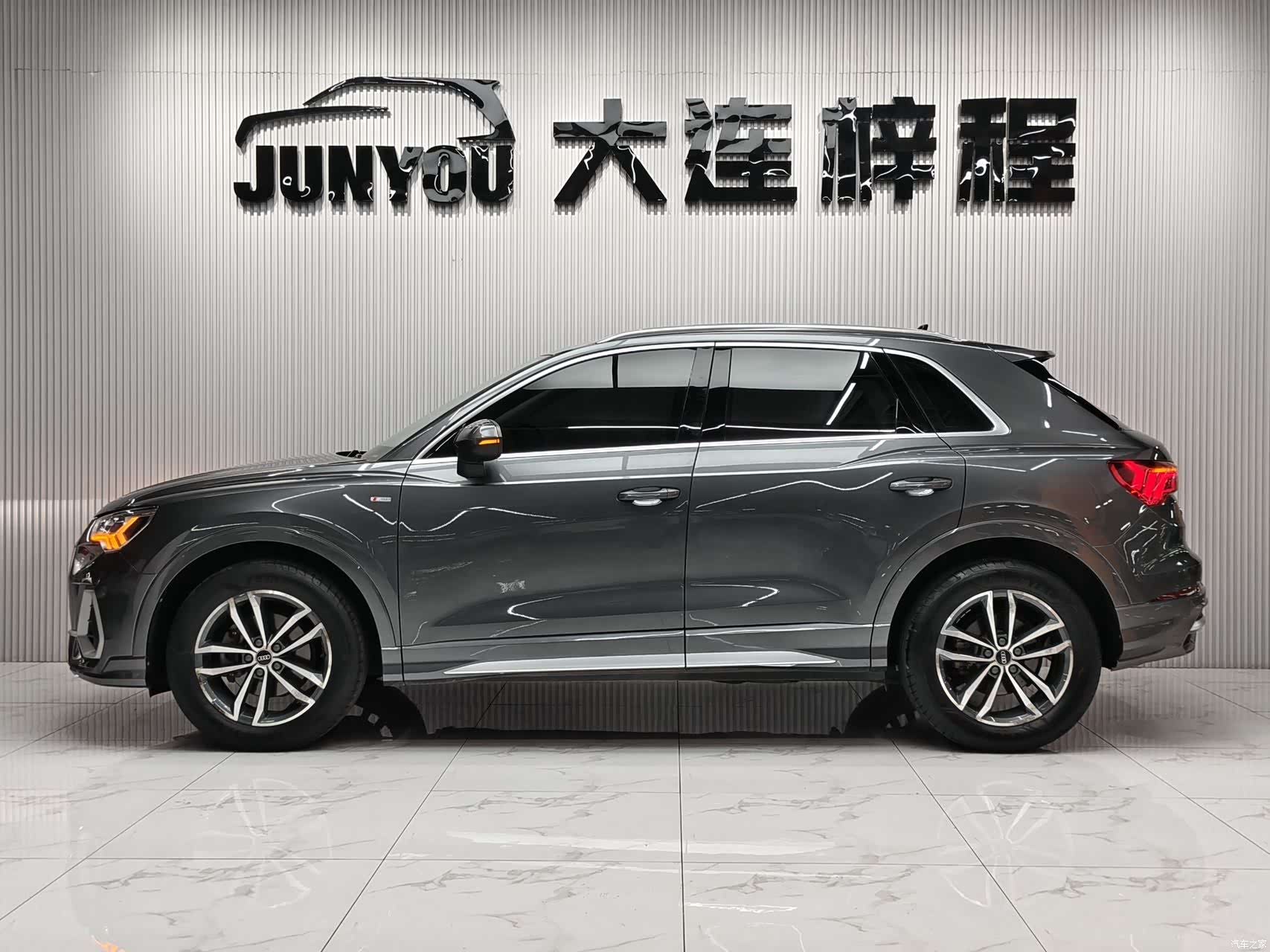 Audi Q3, 2022 7