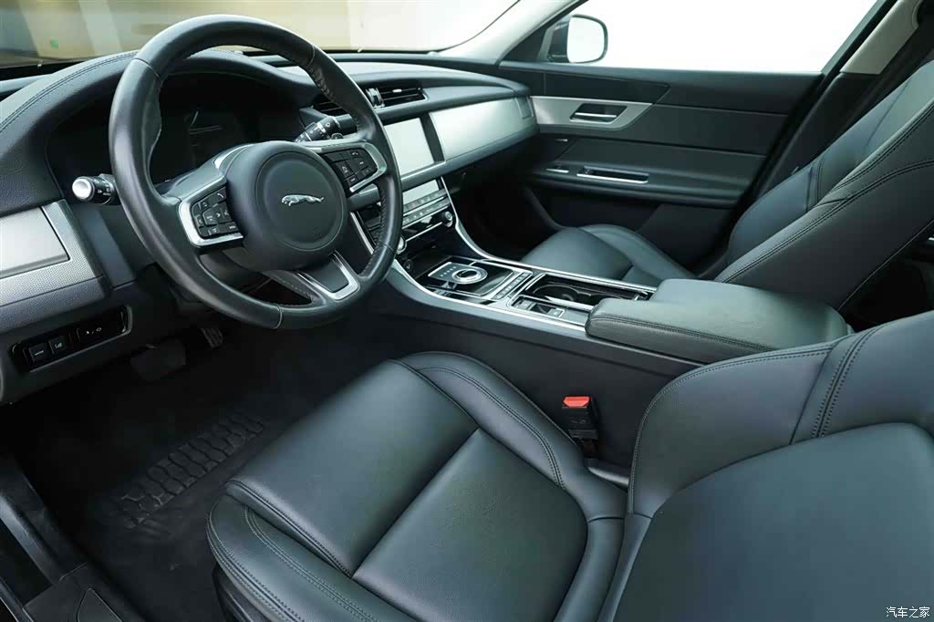 Land Rover P200, 2021 10