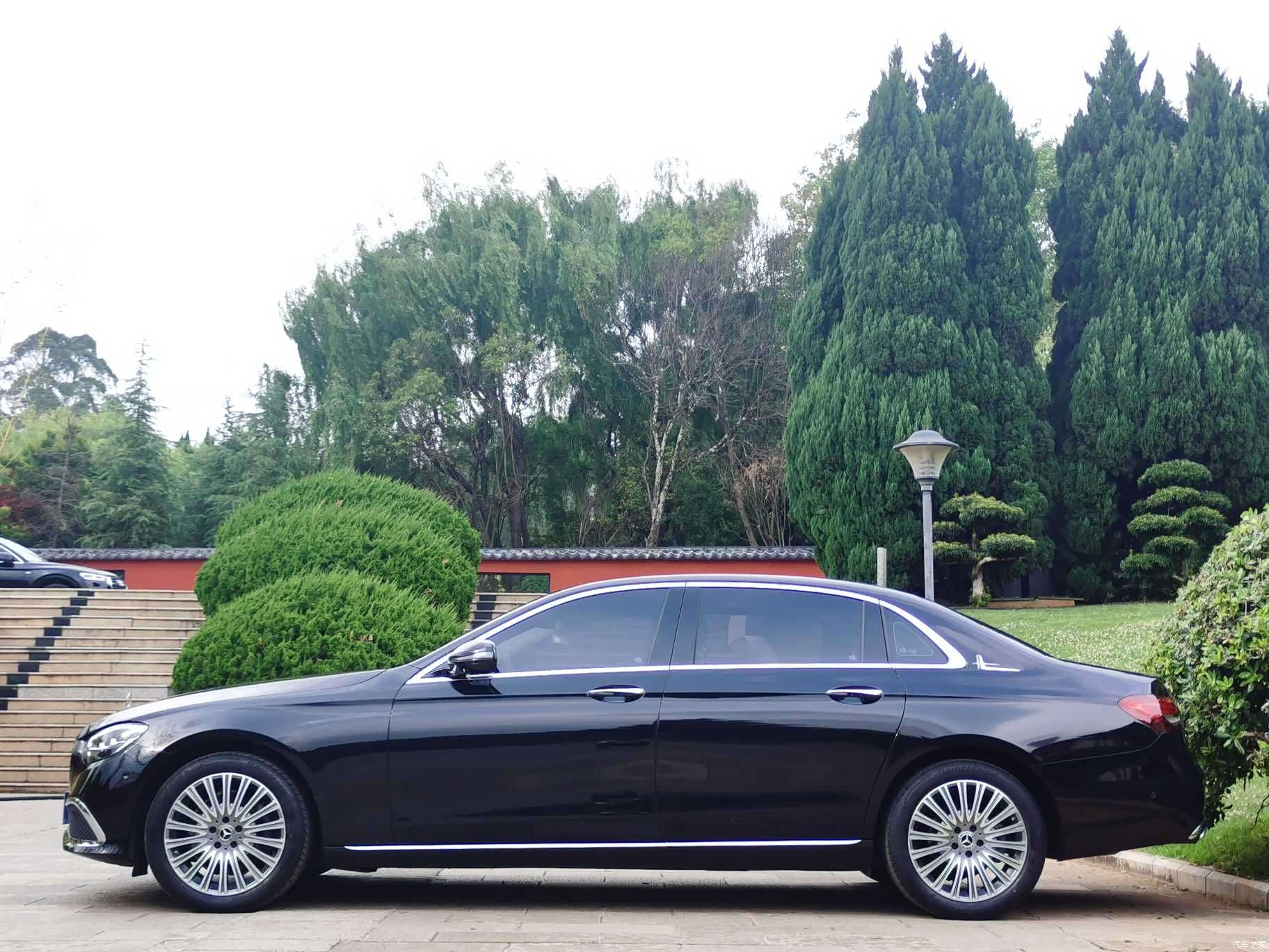 Mercedes-Benz E-Class, 2023 7