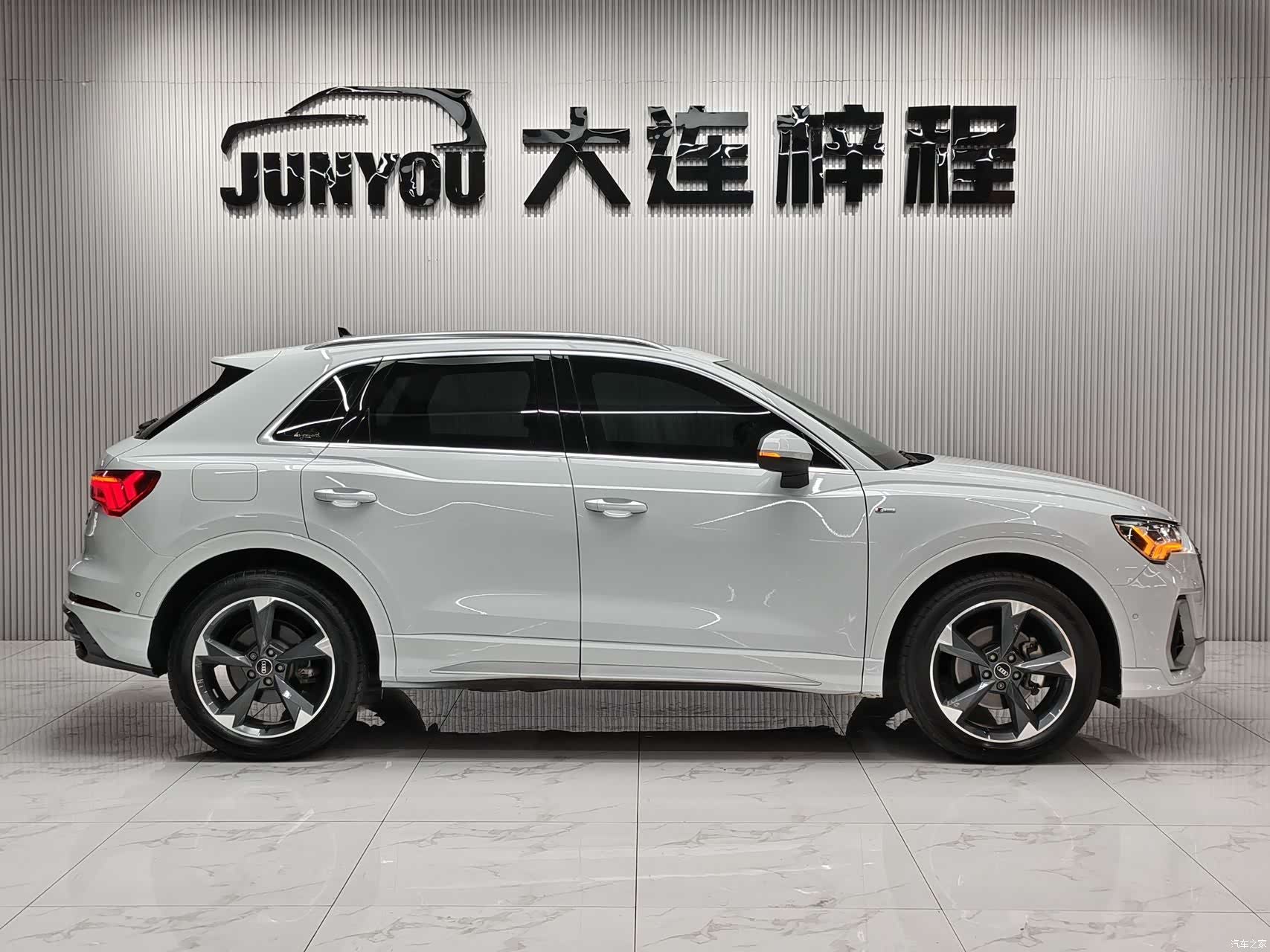 Audi Q3, 2022 7