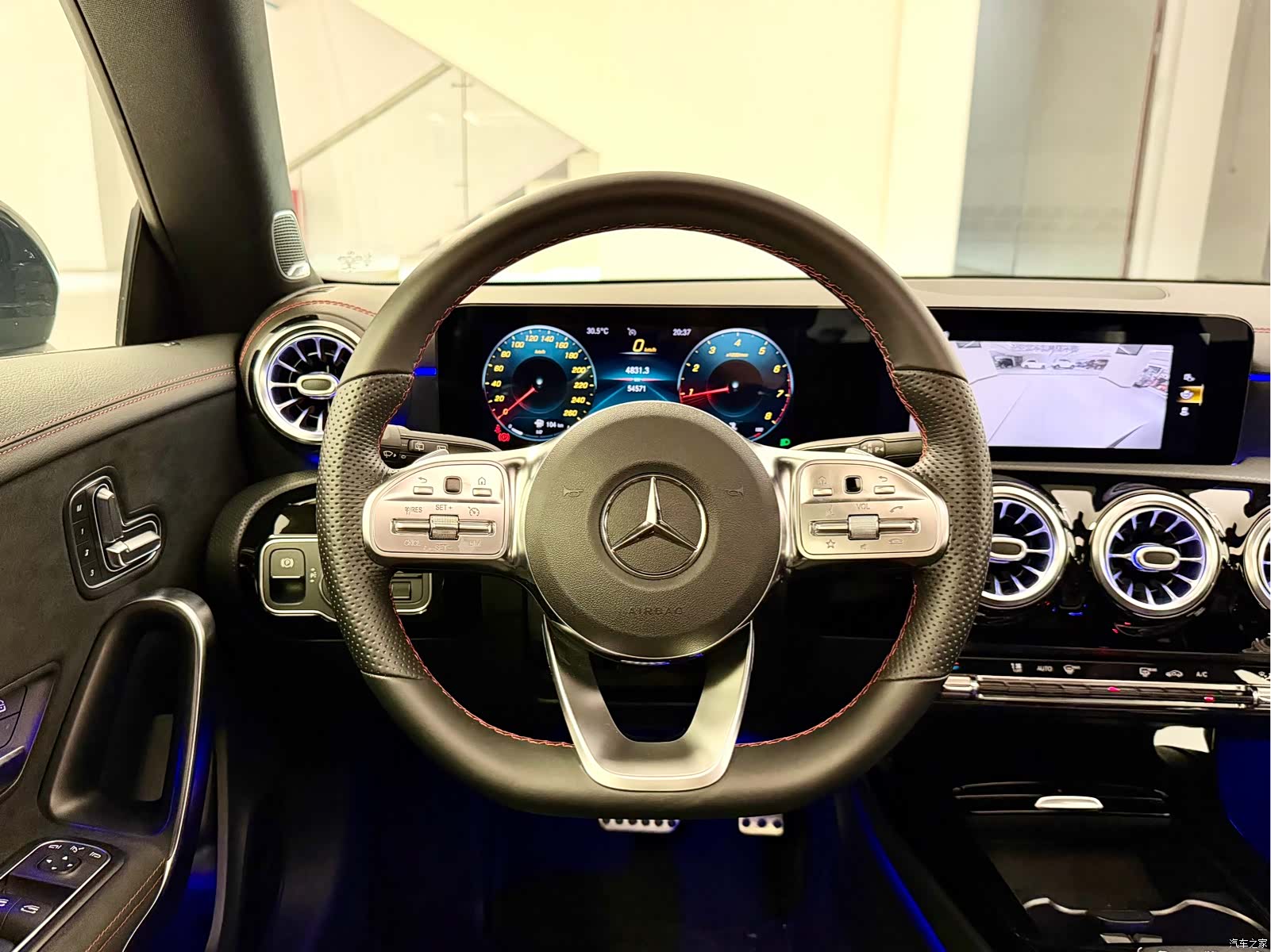 Mercedes-Benz CLA, 2021 10