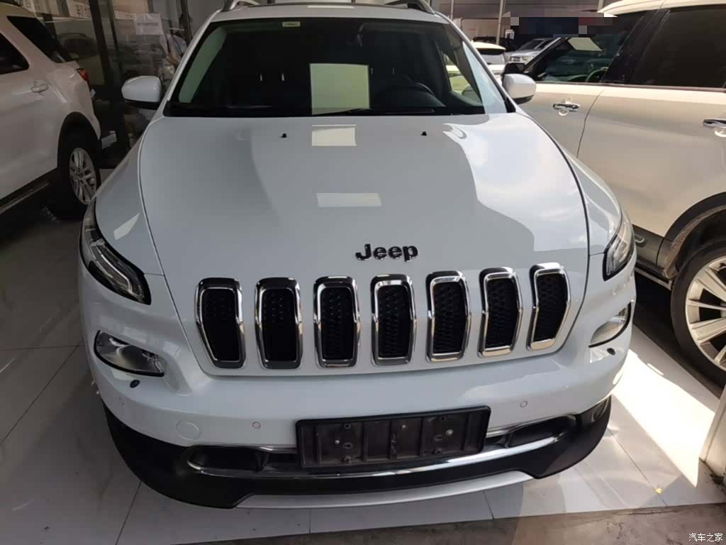 Jeep Cherokee, 2015 3