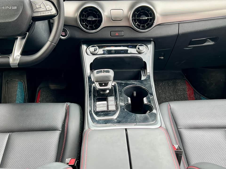 Forthing Popular T5 EVO Forthing Popular T5 EVO