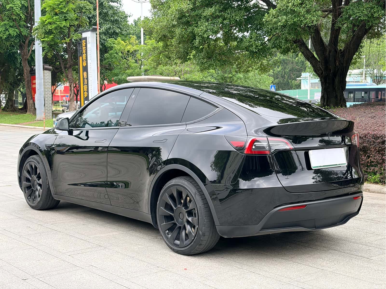Tesla Model Y, 2021 8
