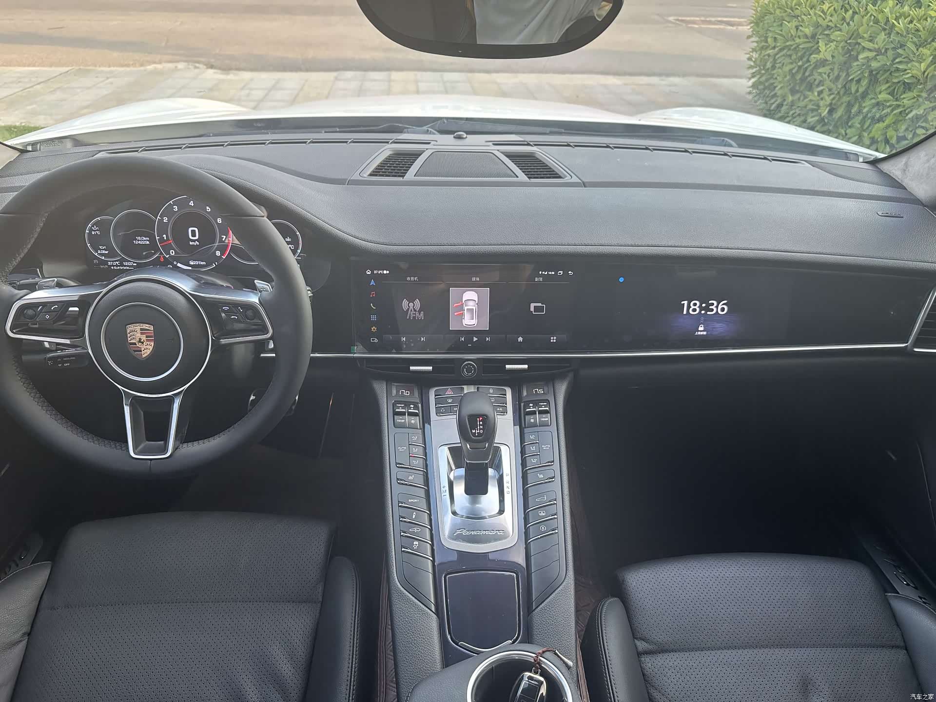 Porsche Panamera, 2013 11