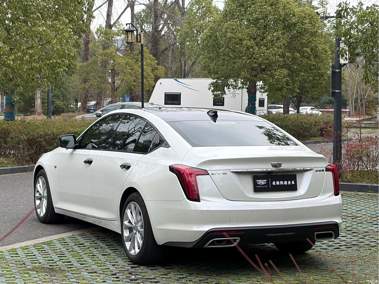 Cadillac CT5, 2023 8