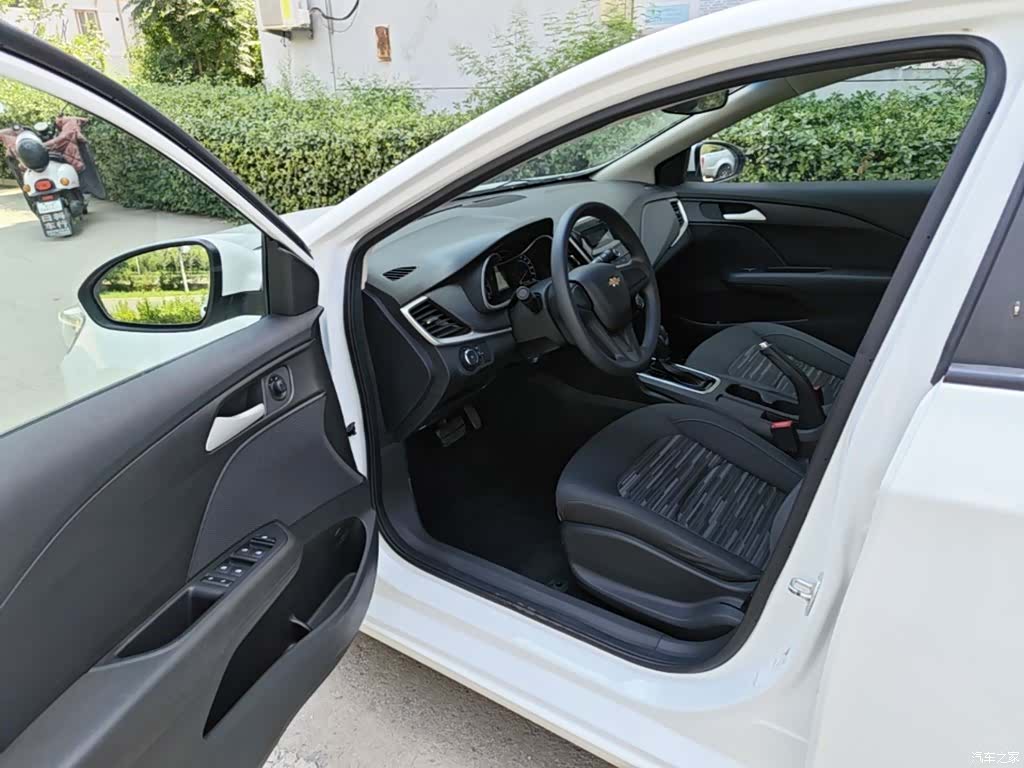 Chevrolet 320, 2019 16