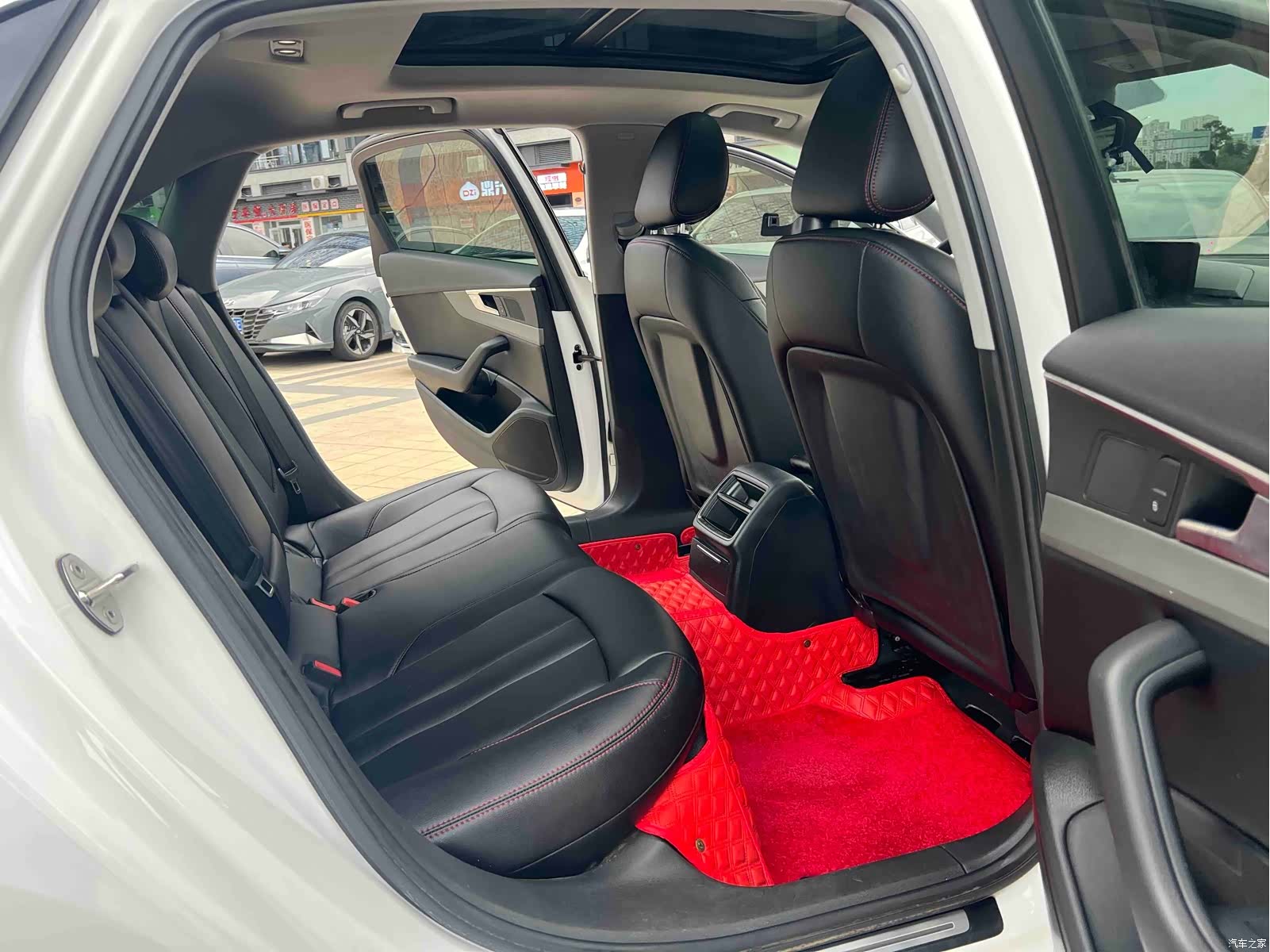 Audi A4L, 2019 13