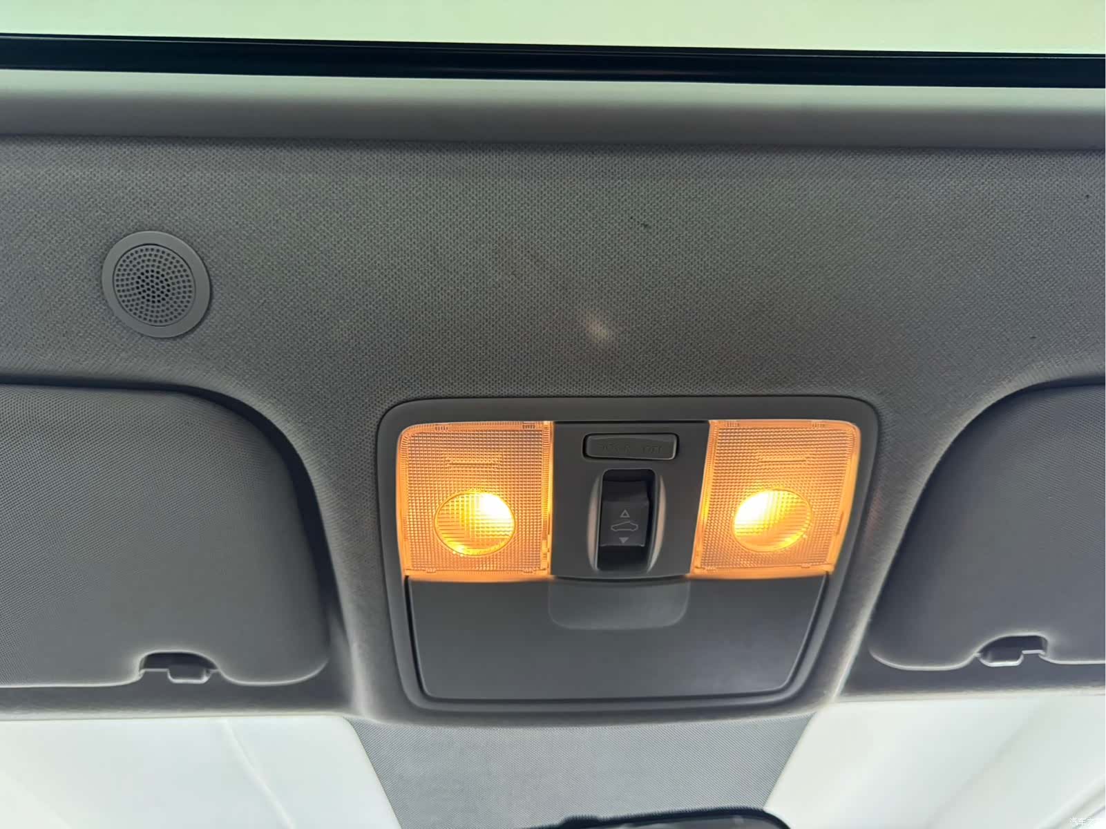 Kia KX1, 2022 8