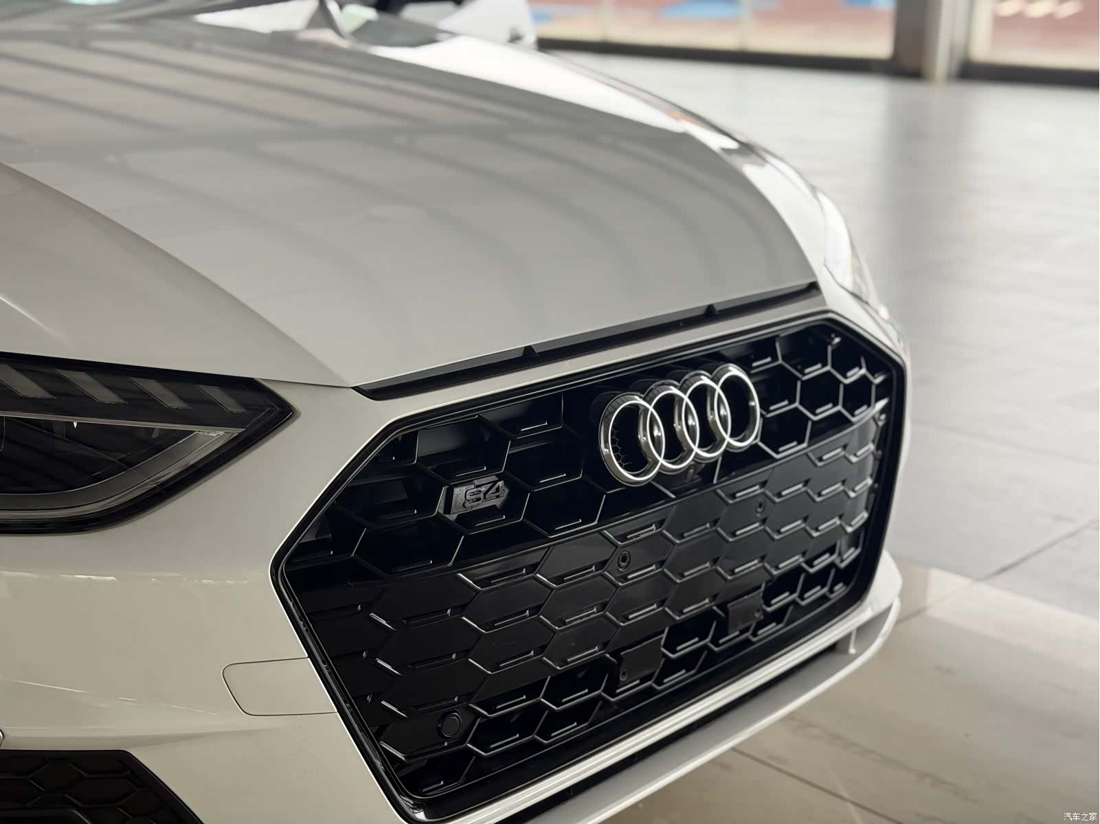 Audi A4L, 2021 16