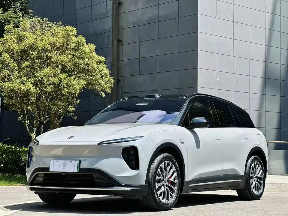 NIO ES6