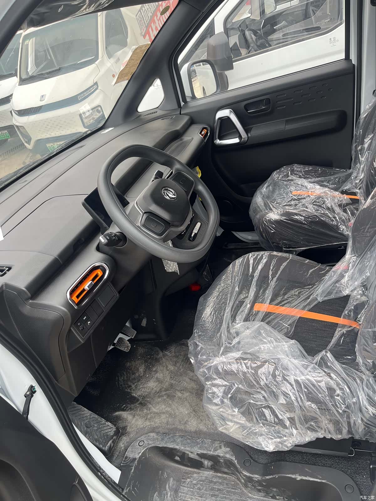 DongFeng V5, 2025 все фото