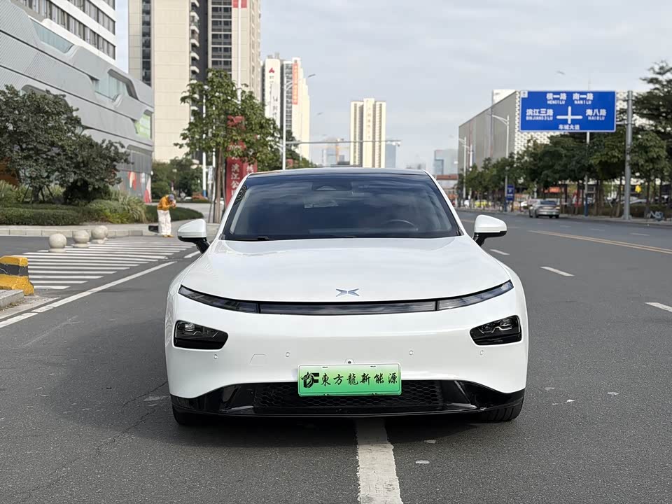 XPENG P7