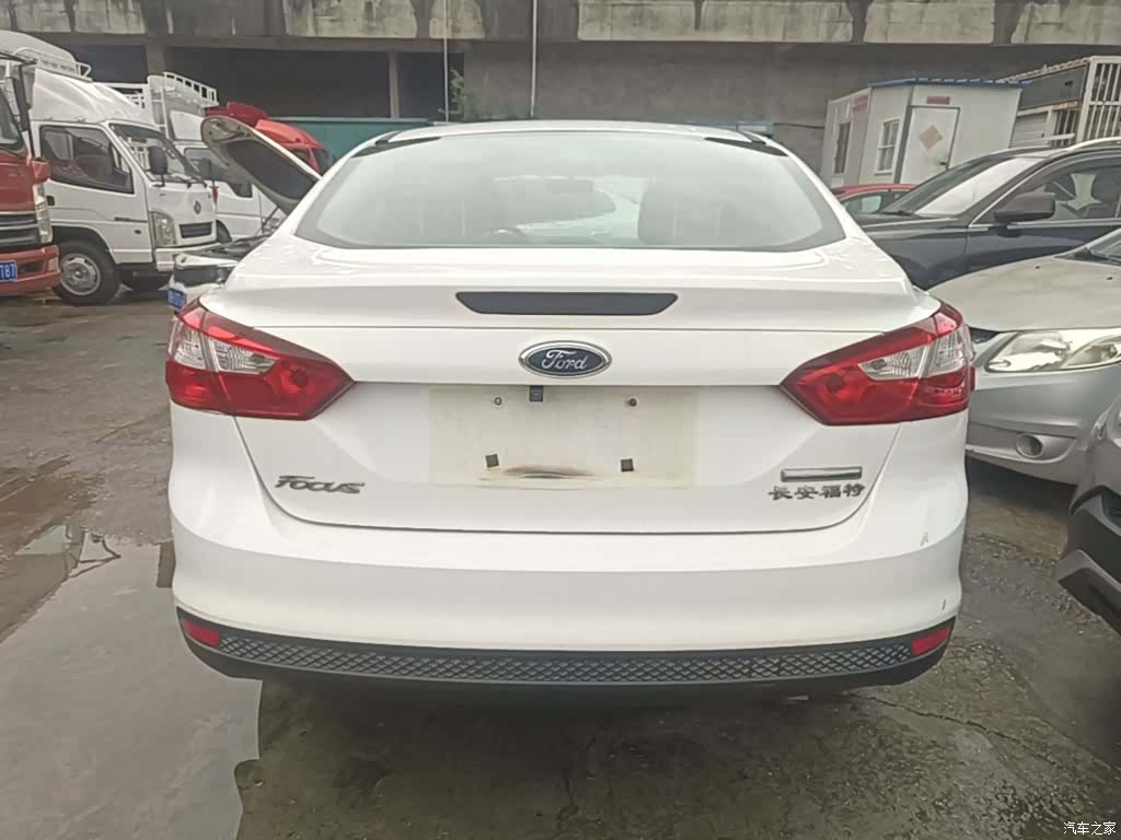 Ford Focus, 2014 6