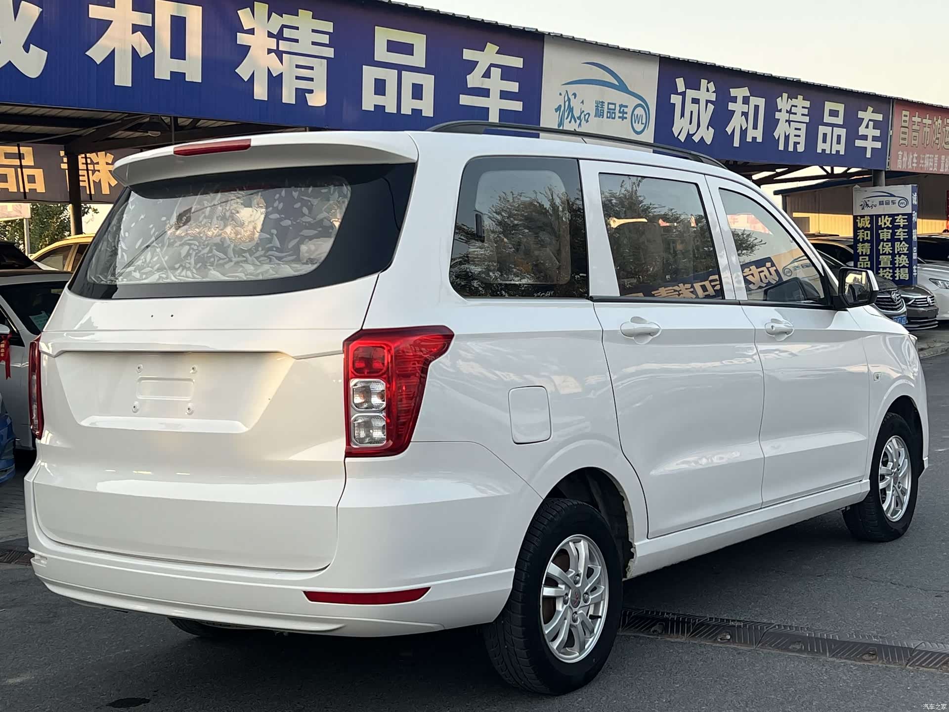 Wuling Hongguang, 2019 9