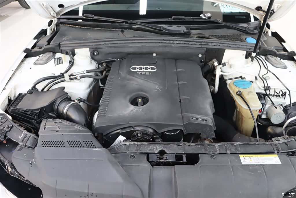 Audi A4L, 2014 4