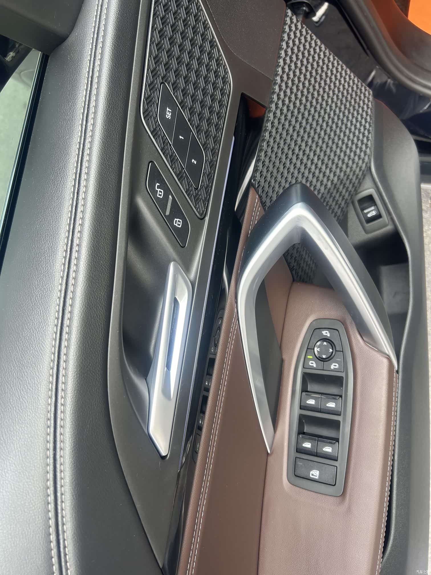 BMW X1, 2023 все фото