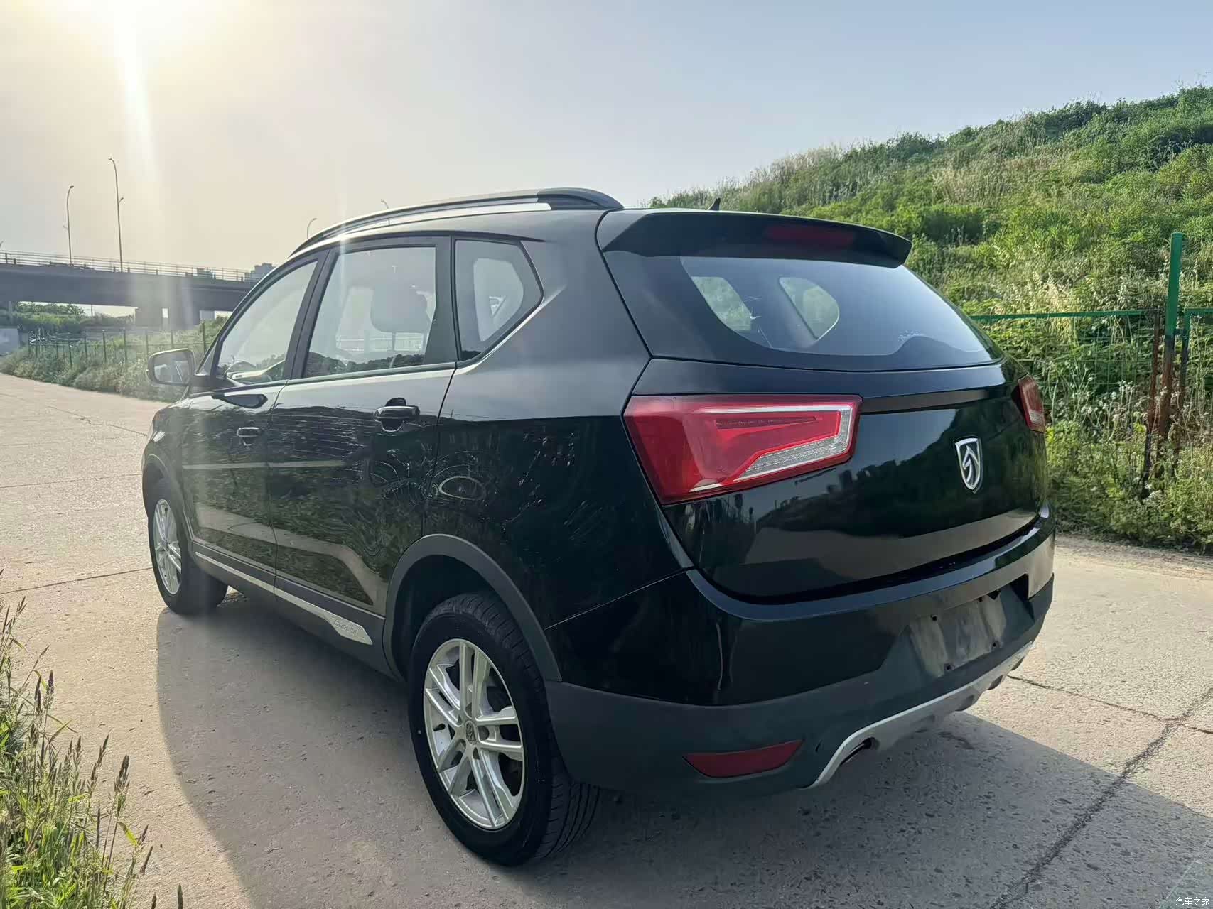 Wuling 560, 2016 4
