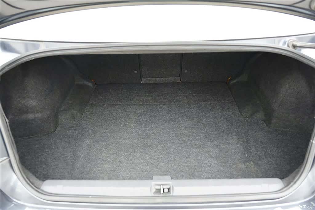 Subaru Legacy, 2011 43