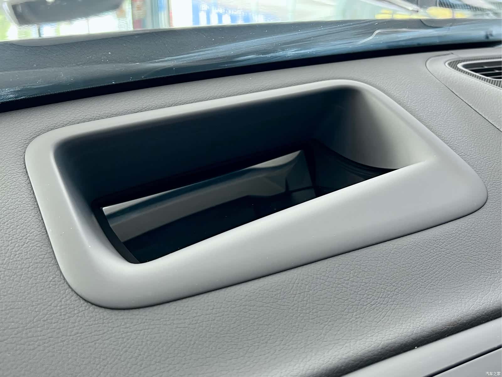 Maybach S-Class, 2024 13
