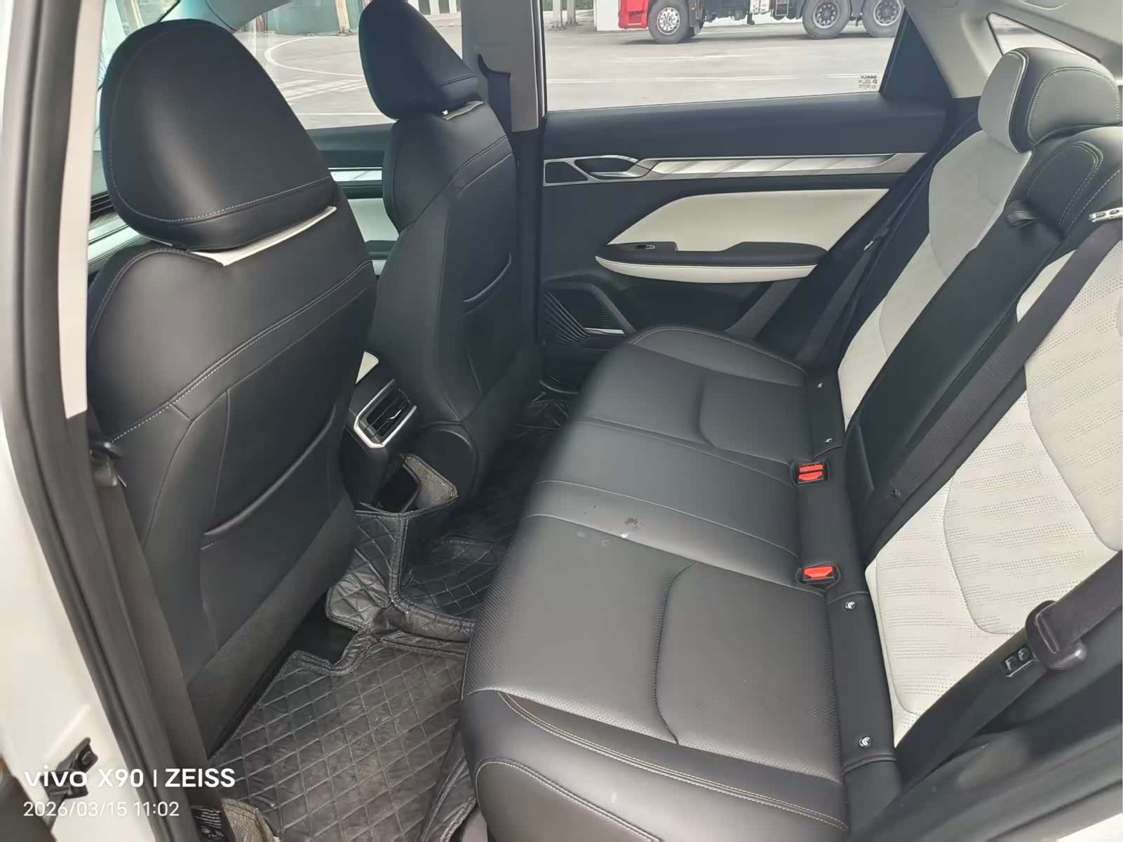 Geely Emgrand, 2022 7