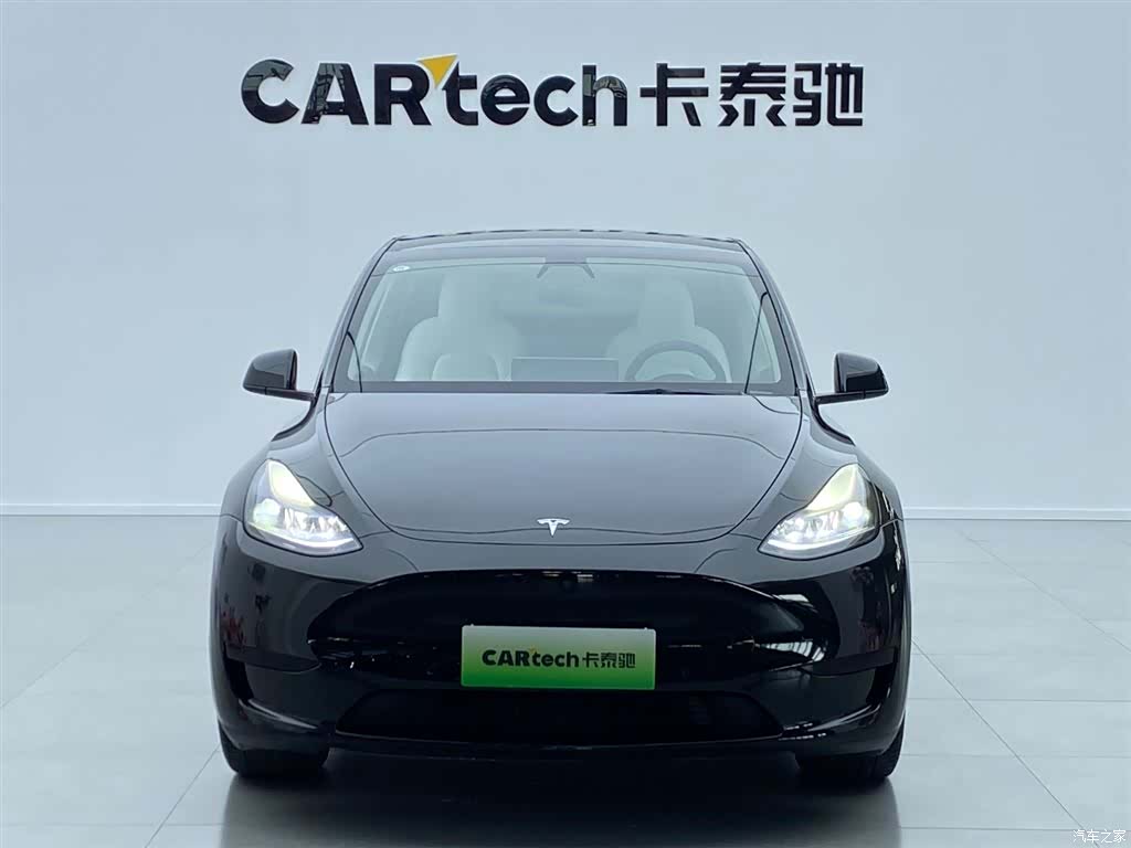 Tesla Model Y, 2022 2