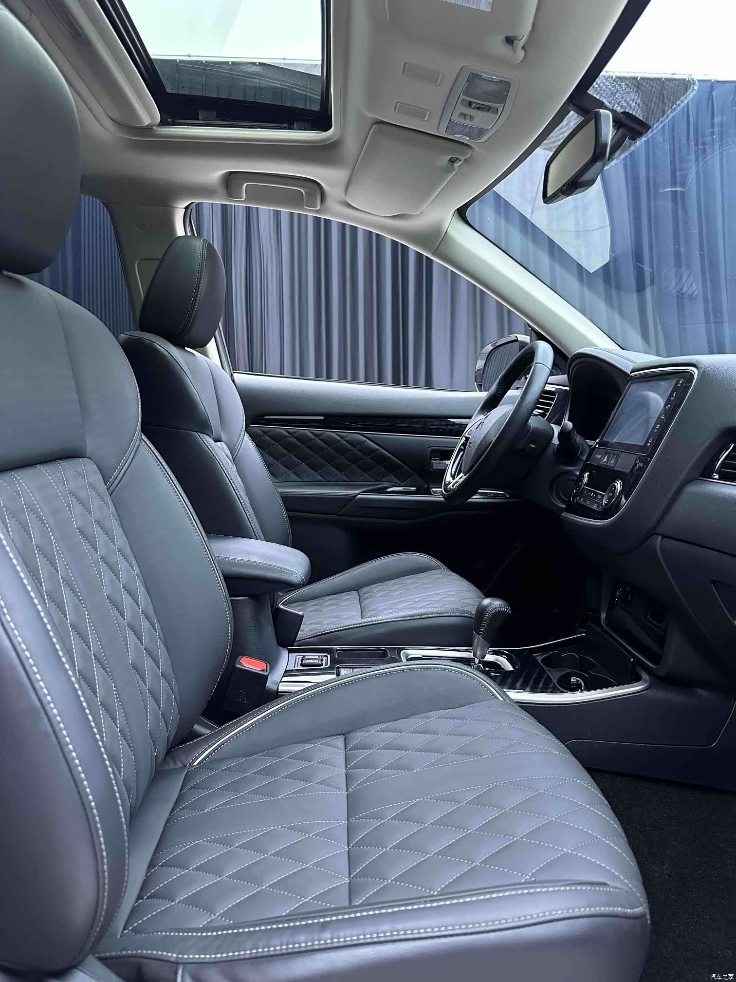 Mitsubishi Outlander, 2022 6