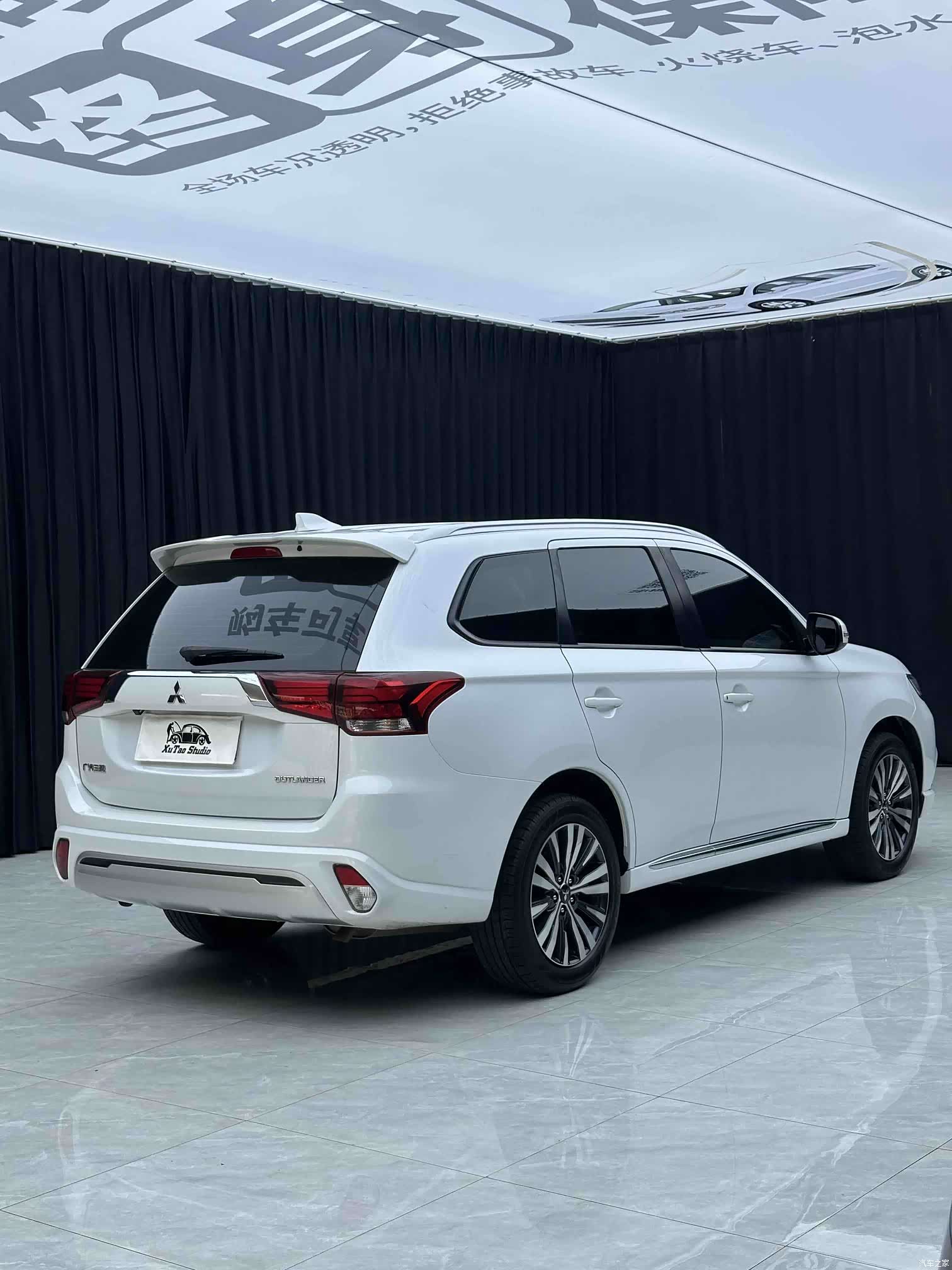 Mitsubishi Outlander, 2022 16