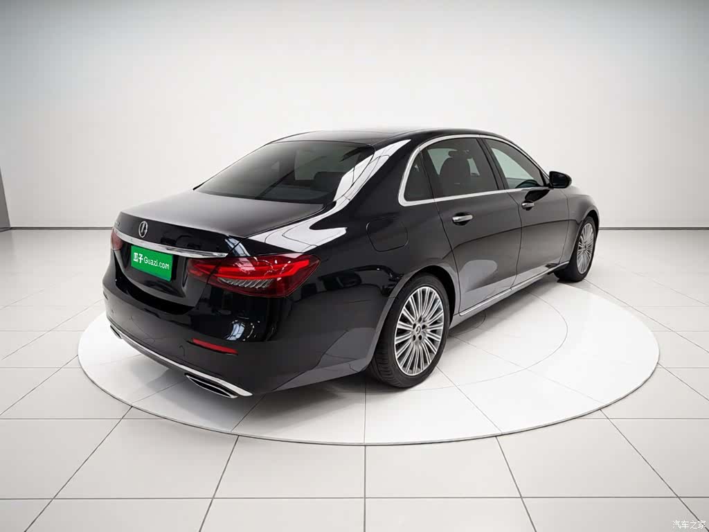 Mercedes-Benz E-Class, 2022 6