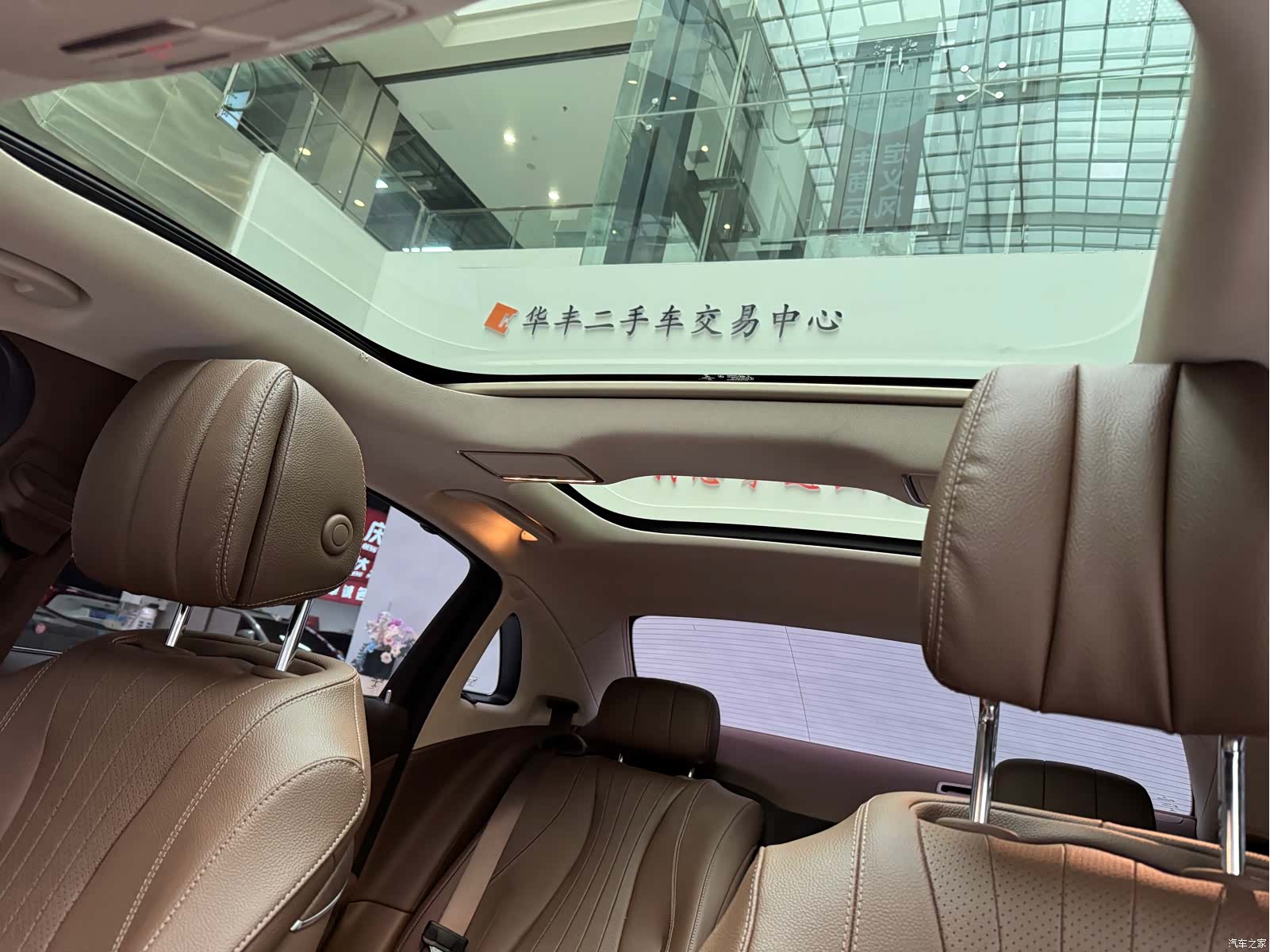 Mercedes-Benz E-Class, 2022 22