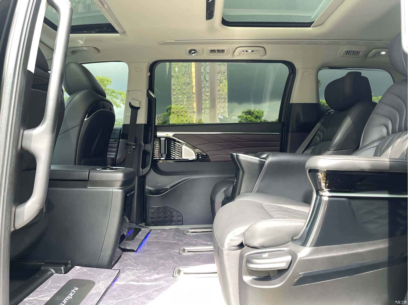 Trumpchi M8, 2024 8
