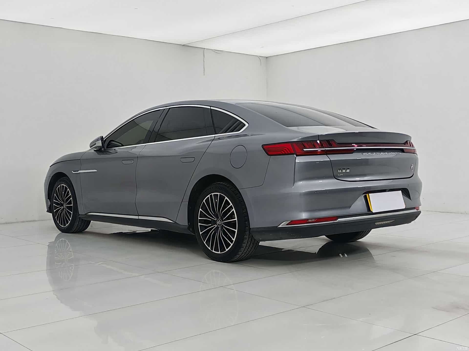 BYD Han, 2020 6