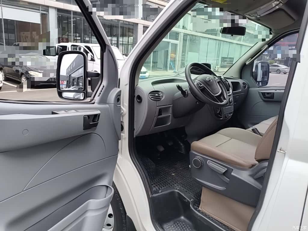 Maxus V80, 2022 16