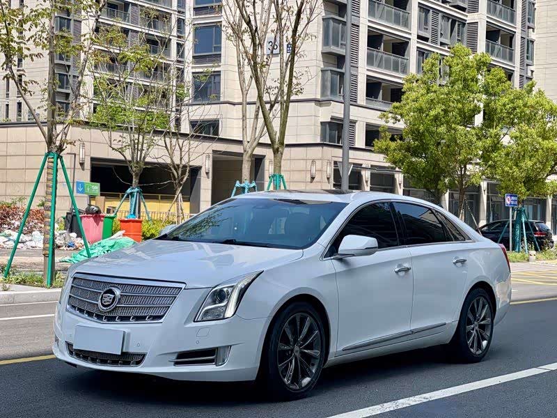 Cadillac XTS
