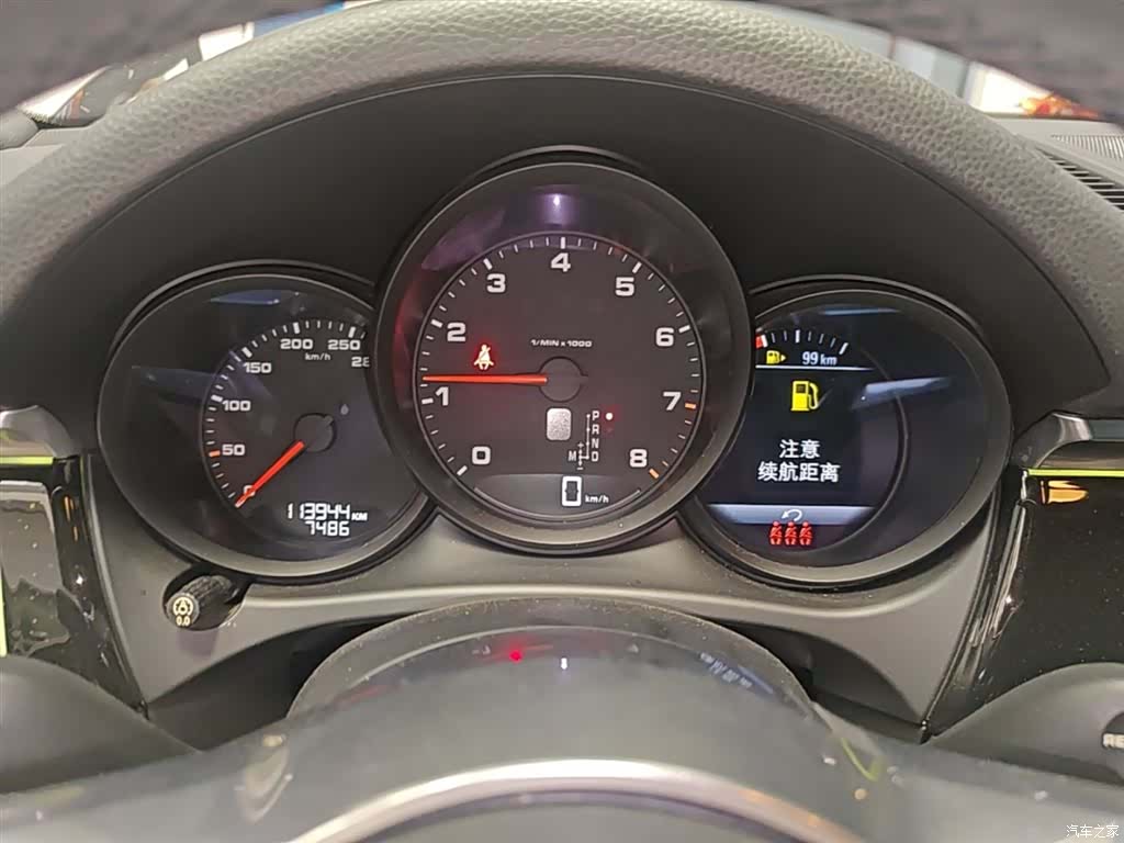 Porsche Macan, 2020 12