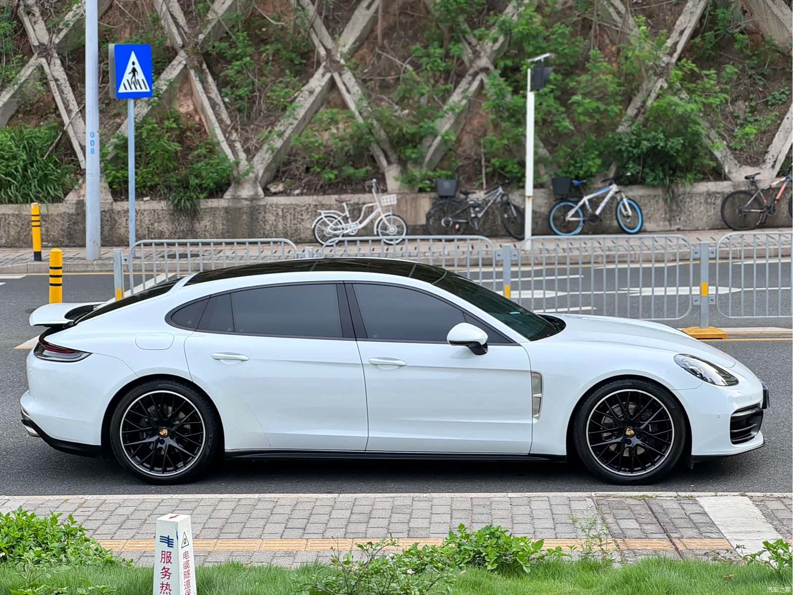 Porsche Panamera, 2022 4