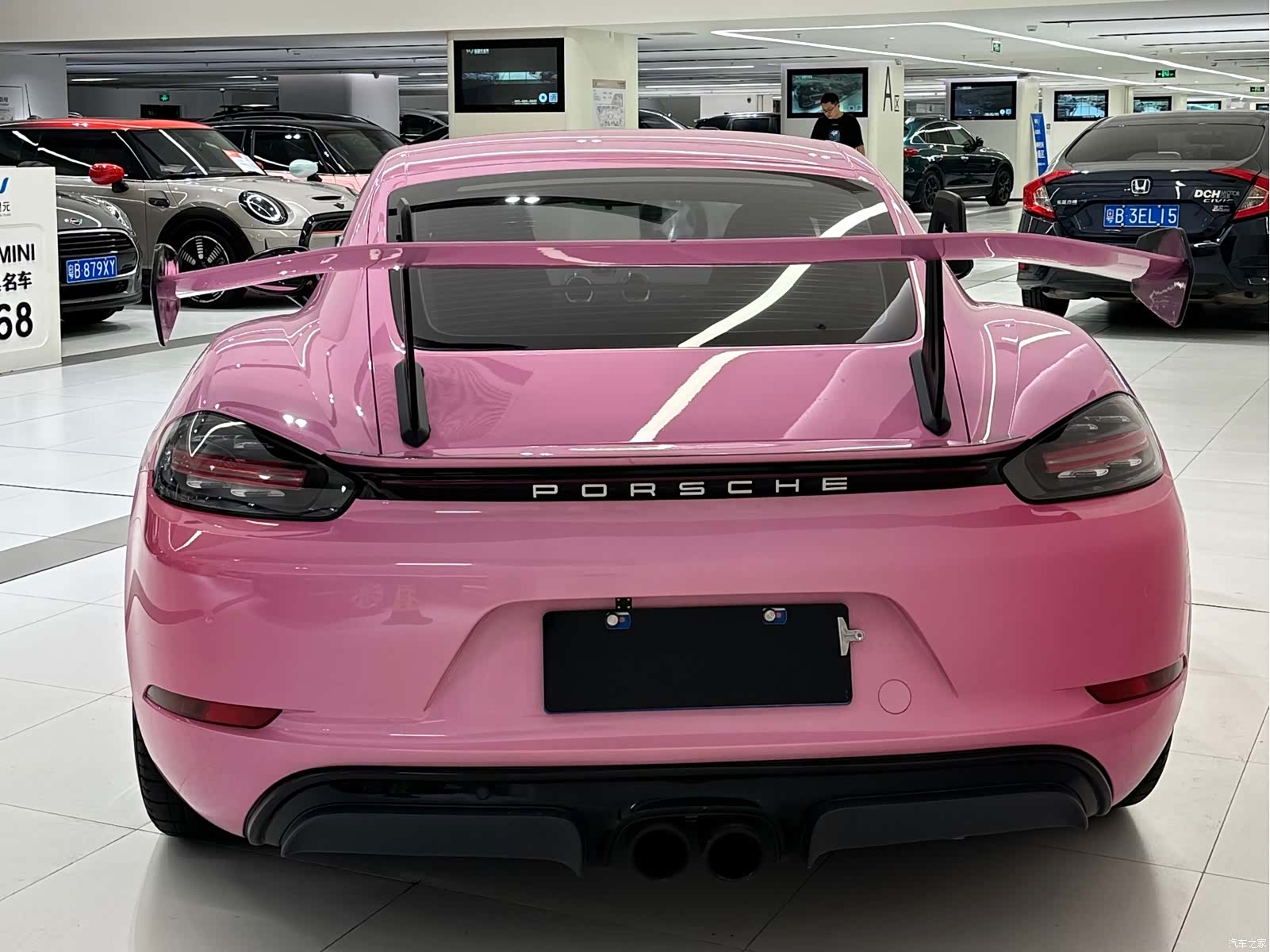 Porsche Cayman, 2019 14