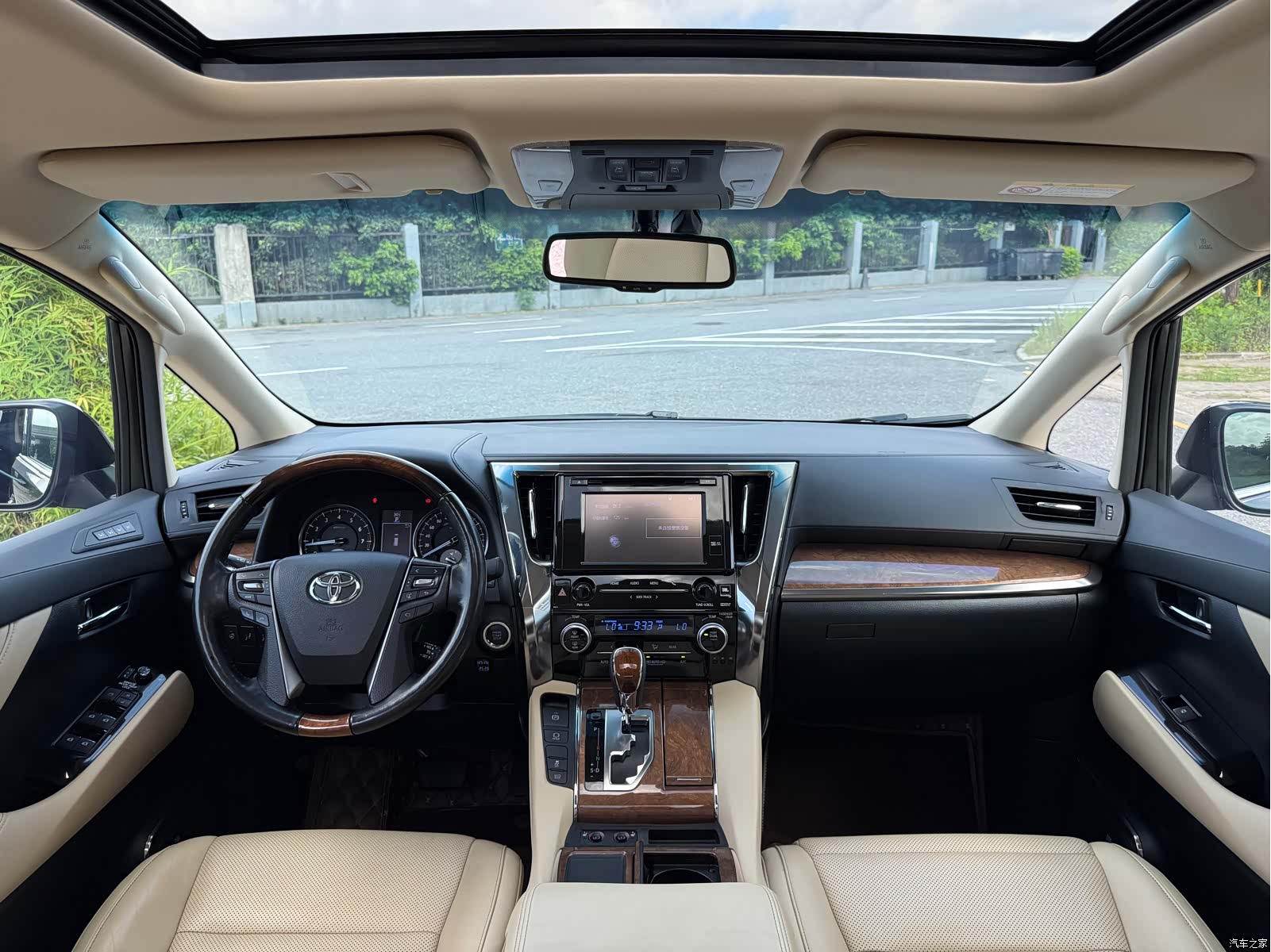 Toyota Alphard, 2017 7