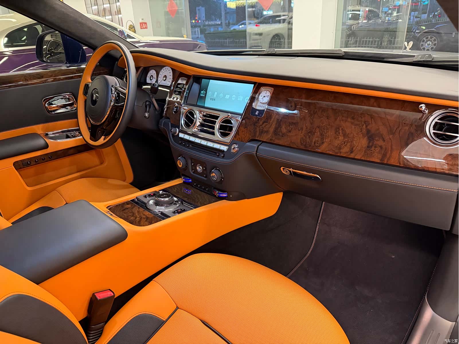 Rolls-Royce Ghost, 2015 7