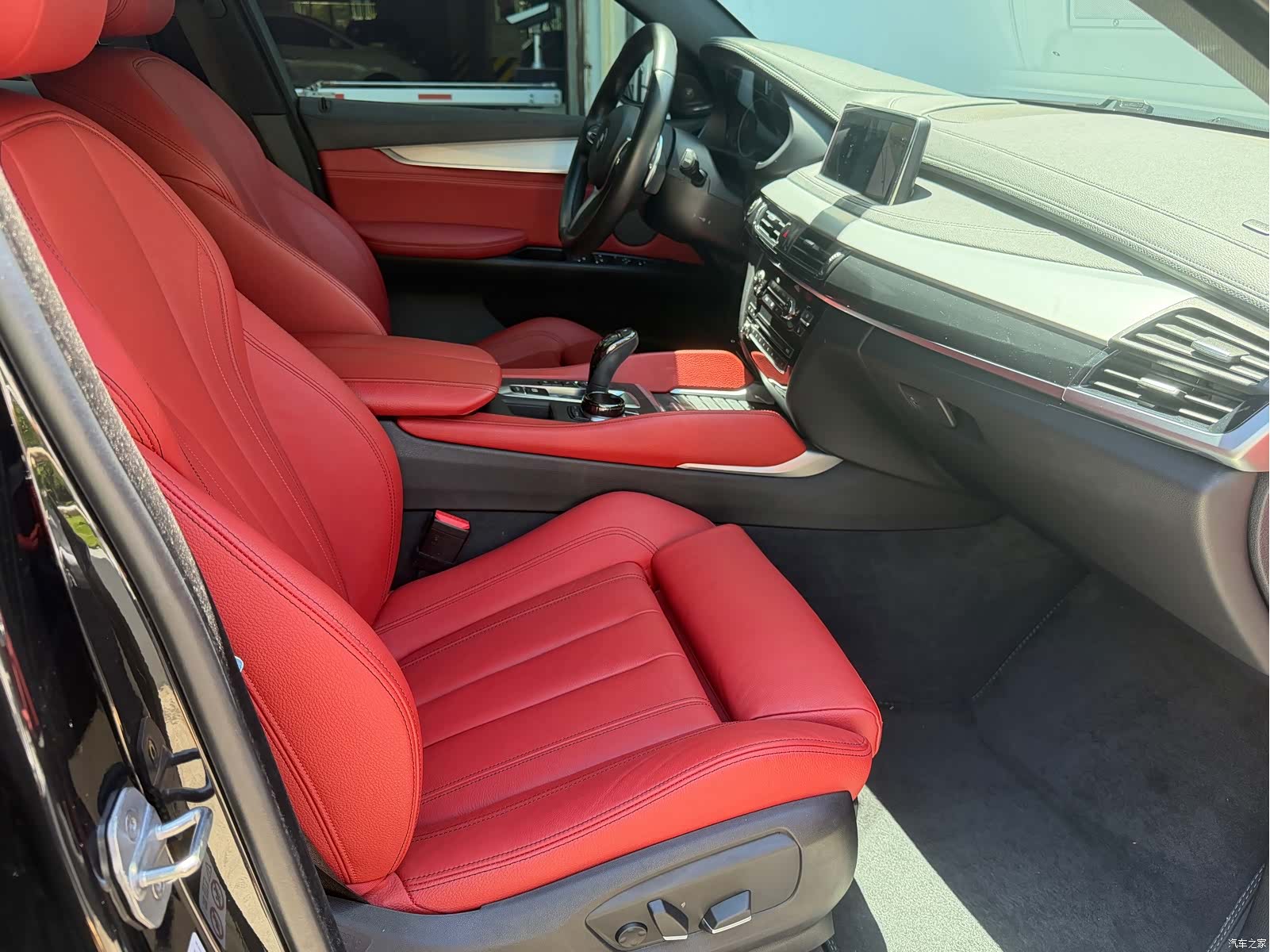 BMW X6, 2019 9