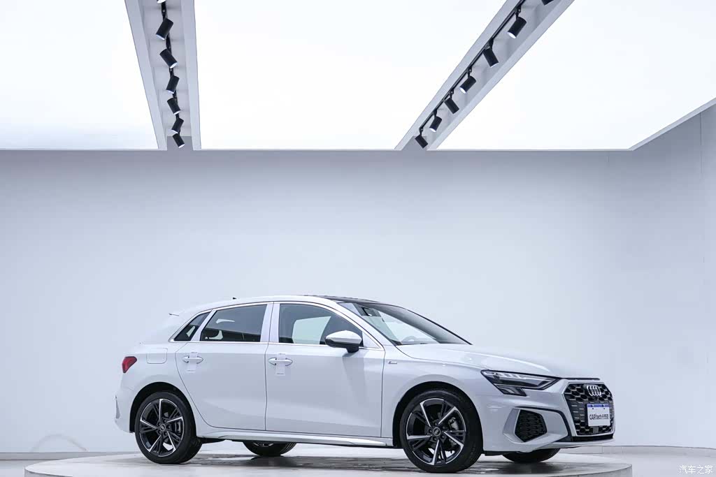 Audi A3, 2023 12