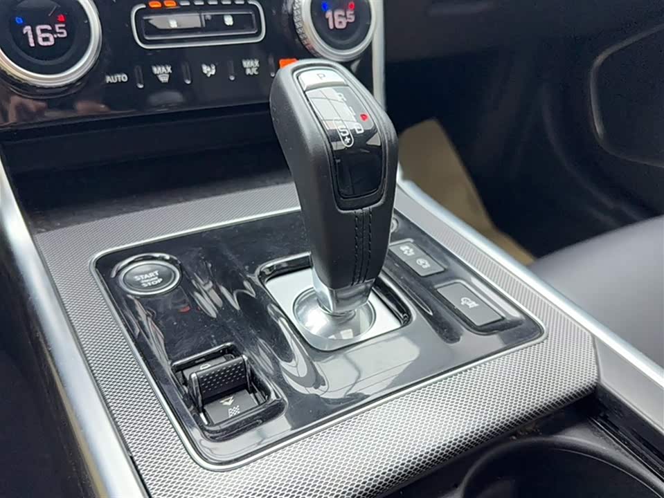 Jaguar XEL