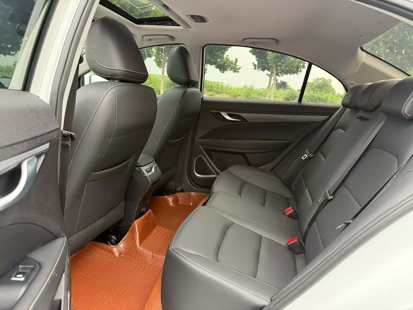 Geely Emgrand, 2021 6