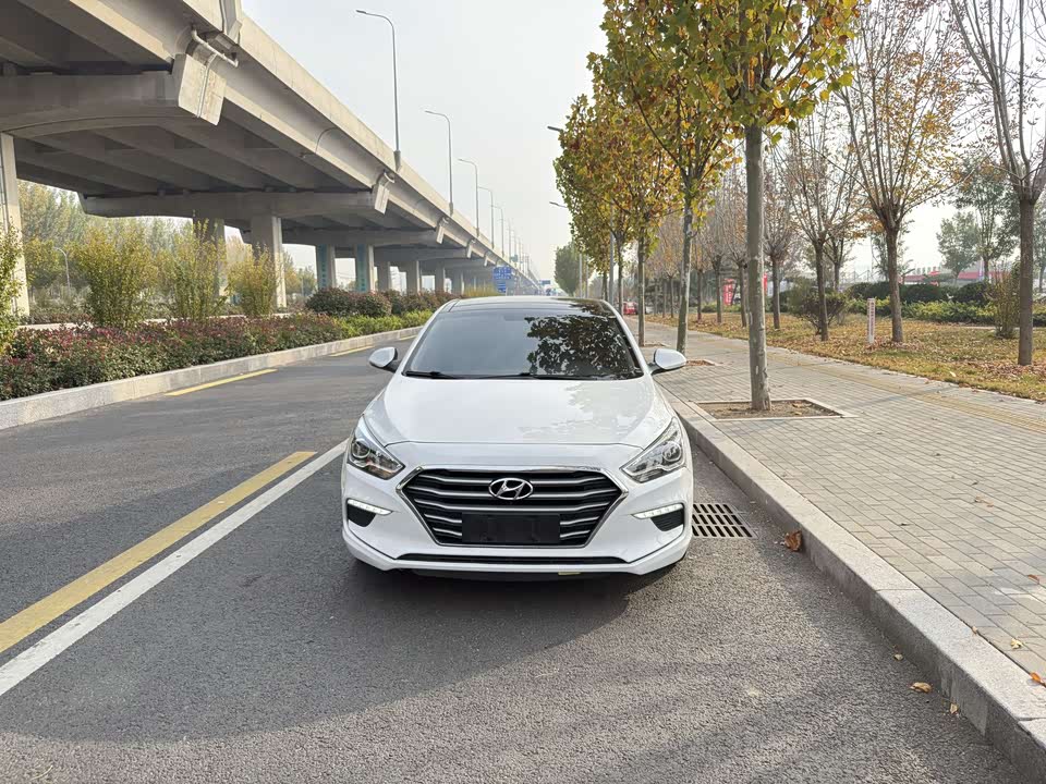 Hyundai Name picture