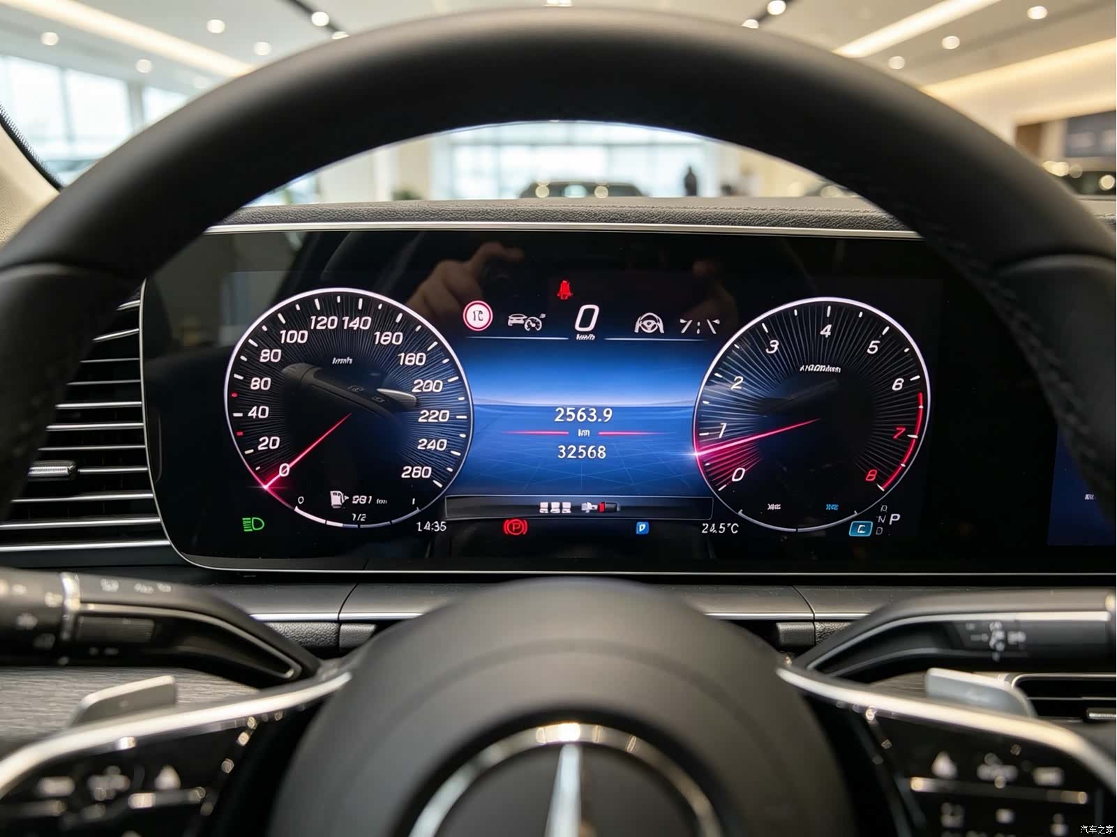 Mercedes-Benz GLE, 2023 10